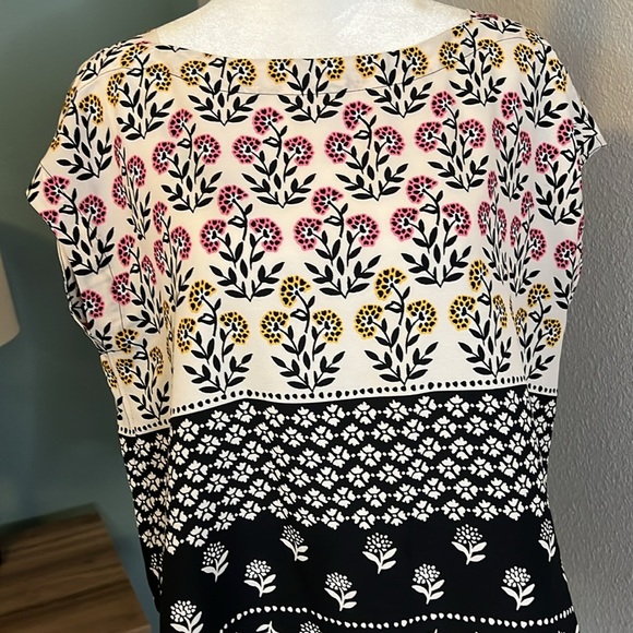Ann Taylor Border Floral Boatneck Blouse Size Small - Picture 2 of 12